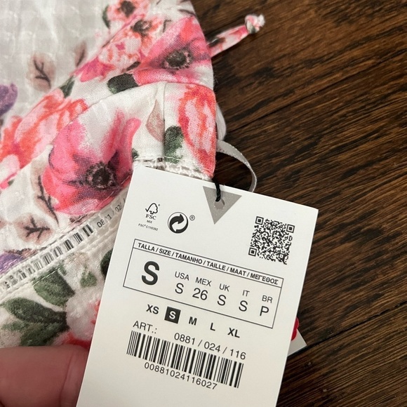 Zara Floral Crop Top V Neck Crosses In Back - Picture 5 of 6